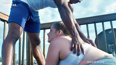 Tina B curvy Latina gripped in outdoor doggy pose by black stud