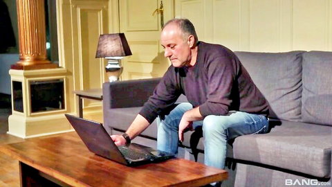 Ally Breelsen's pervy daddy leans over laptop before drilling tight pussy