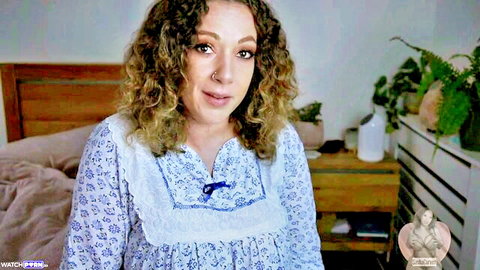 SashaCurves curvy stepmom in lacy nightgown, teasing bedroom vibe