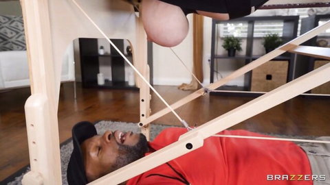 Annabel Redd facesits Jamie Knoxx in bondage cunnilingus Brazzers