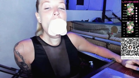 Blonde tattooed camgirl blows massive bubblegum bubble teasing deepthroat blowjob
