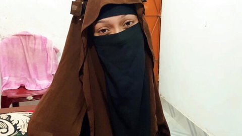 Mysterious Desi hijabi bhabi eyes in teasing homemade Tamil scene