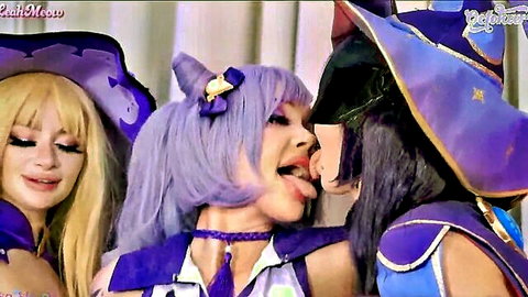 Genshin Impact cosplay girls in steamy lesbian tongue kiss threesome