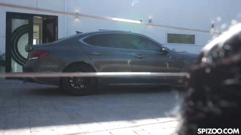 Raven Lane's intense outdoor car fuck with shaved pussy