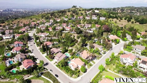 Sky Wonderland's Vixen debut in scenic LA hillside neighborhood