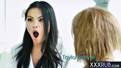Cindy Starfall surprised by Taylor Whyte in steamy lesbian tease
