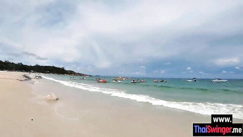 Jill Kassidy naked beach posing before deepthroating big cock