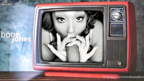 Curvy ebony babe giving intense blowjob on OnlyFans