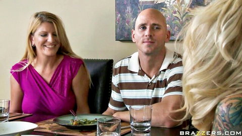Brooke Haven in sexy purple dress at dinner with cheating husband and blonde friend
