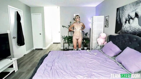 Blonde Nicole Nichols nude standing pose showcasing her body
