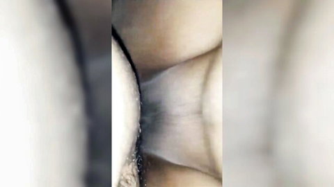 Hot Tamil aunty's curvy ass in close-up ride with boyfriend