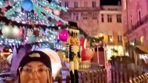 French amateur Pam's festive Christmas visit to Aix with Jacquie et Michel