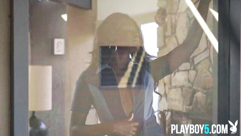 Victoria Antoinette teases in open blue dress revealing ebony curves