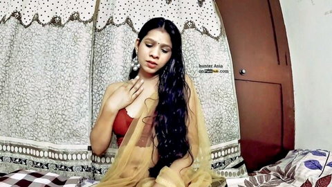 Seductive Indian GF in transparent yellow saree teasing cleavage for Hunt Asia POV seduction