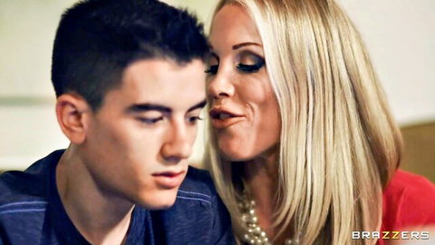 Rebecca More puckers lips seductively towards Jordi El Nino Polla in close encounter