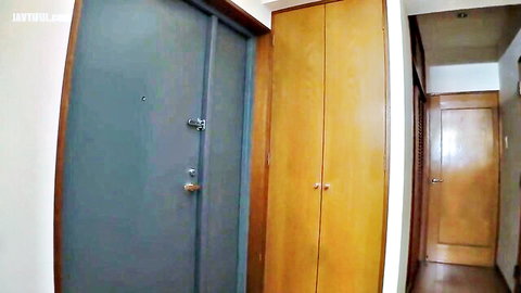 JAV vulgar naked housekeeper in apartment entrance hallway