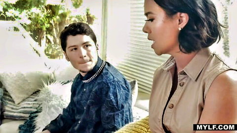 Dana Vespoli seduces hot stepson in cheating MILF scene