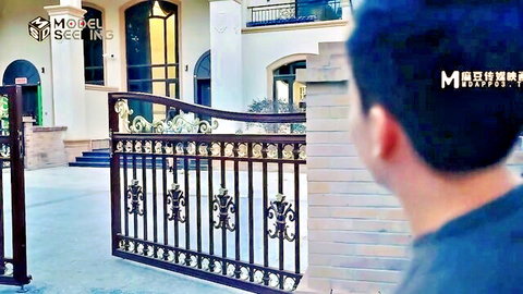 Mysterious man at Japanese villa gate in teasing adult video preview