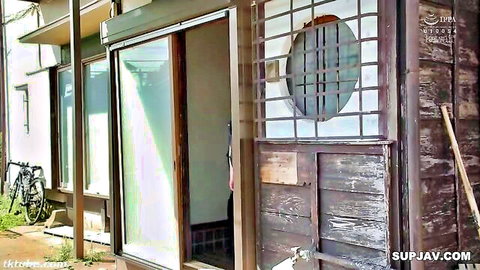 Seductive Japanese older sister Kurimiya at home entrance, uncensored JAV tease