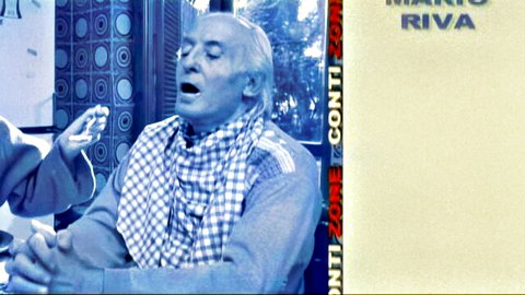 Vintage performer Mario Riva Conti passionately singing with open mouth on retro stage