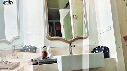 Blonde returns to hotel bathroom for rough pre-departure fuck