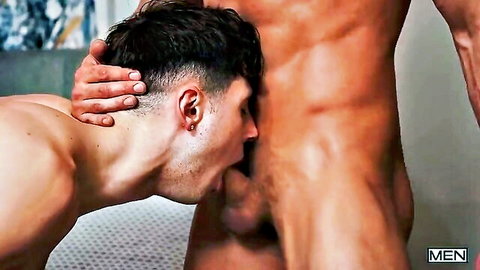 Michael Vente kneels to suck Dom King's cock in Dick Swapper