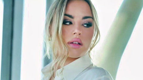 Anna Claire Clouds blonde beauty in seductive white shirt pose