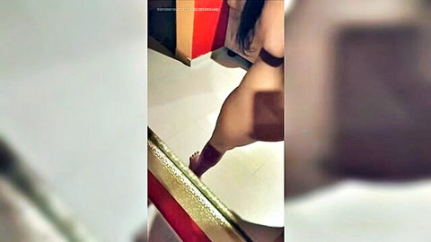 Cheating Arabian Muslim wife nude pose, anal sex tease