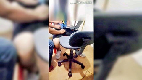 Xyberthrone seduces handsome technician with blowjob in amateur Pinay scene