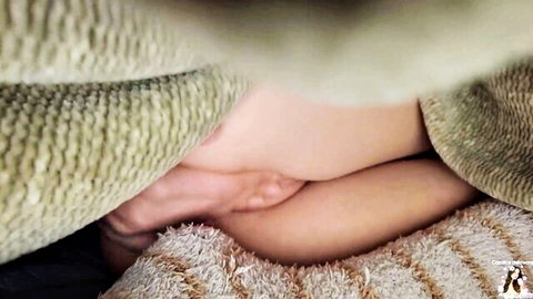 Candice Delaware's solo session: legs spread, sweet gash exposed under towel
