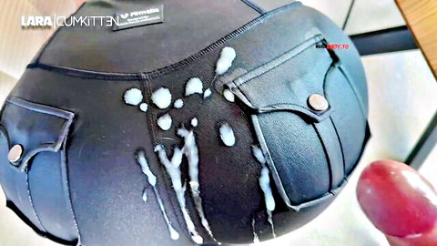 Lara CumKitten bubble butt in black leggings with cumshot stains