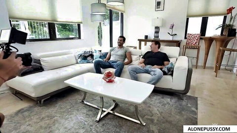 Natalia Queen in casual sex show setup with two men on couch