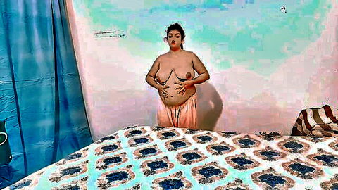 Chubby Muslim girl topless tease in saree, hand bra pose