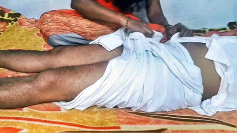 Desi couple's homemade blowjob and handjob close-up in traditional attire