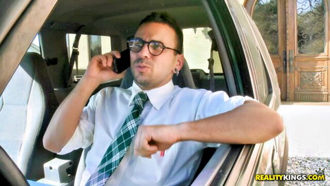 Jessie Rogers Juicy scene thumbnail: male performer on phone in car
