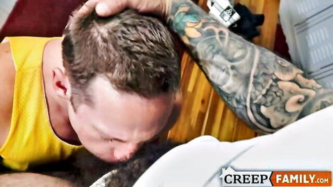 Inked hunk deepthroats pervy stepson in intense gay scene