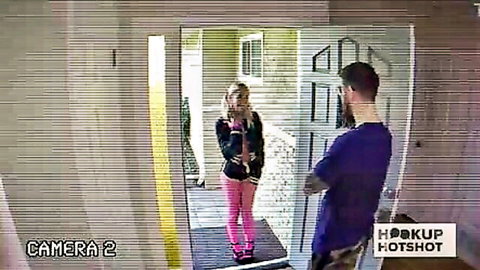 Blonde Khloe Kapri in pink leggings and sneakers meets hookup guy at door
