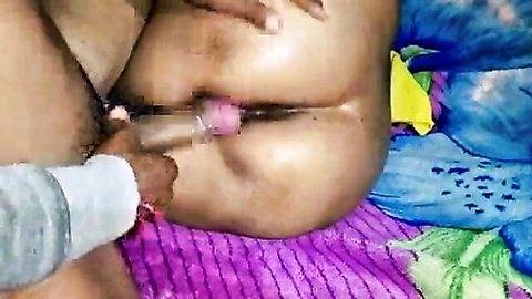 Desi Indian maid fucked from behind in amateur style with penetration