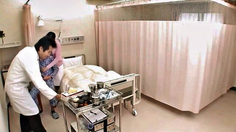 Hasumi Kurea as sexy patient hugged by doctor in JAV hospital scene