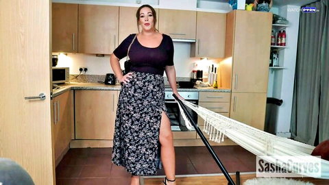 SashaCurves curvy MILF in floral skirt, seductive pose