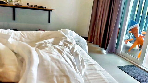 Amateur stepsister in bed for anal creampie action