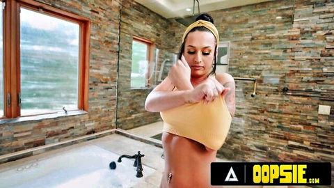 Khloe Kay exposes perky tits lifting yellow top in steamy bath