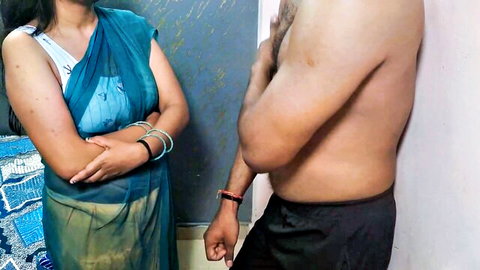 Curvy Indian bhabhi in saree negotiates with shirtless landlord