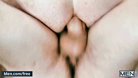 Twink Ryan Bailey sucks muscular Malik Delgaty's thick cock close-up