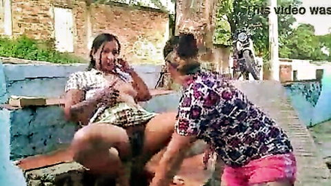 Curvy Latina MILFs in outdoor lesbian wetting and fingering session