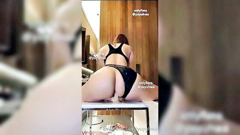 Yuyuhwa in black lingerie bending over, exposing big ass