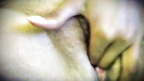 Hawaiian MILF close-up oral sex with hairy crotch