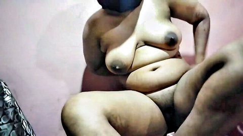Mst Srite exposes her massive natural breasts and curves in Tamil amateur solo