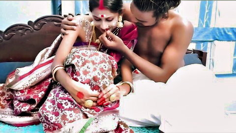 Antim and desi Indian girlfriend in passionate saree embrace