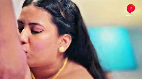 Indian plumper in intimate close-up kiss from spicy xxx scene